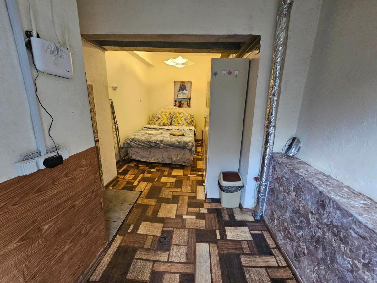 Cozy Studio In Yerevan'S Center 外观 照片